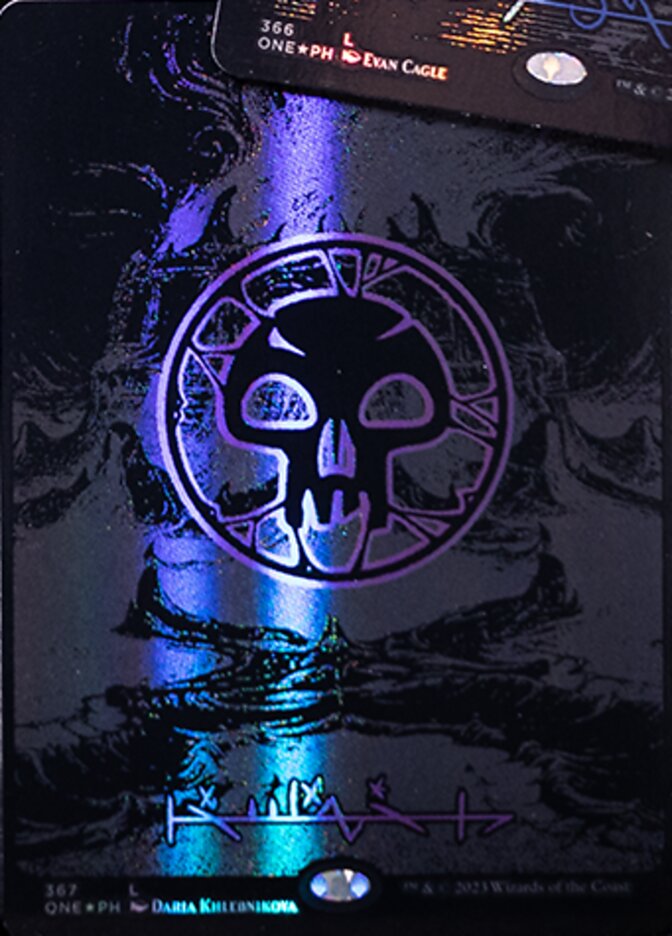 Swamp (367) (Oil Slick Raised Foil) [Phyrexia: All Will Be One]
